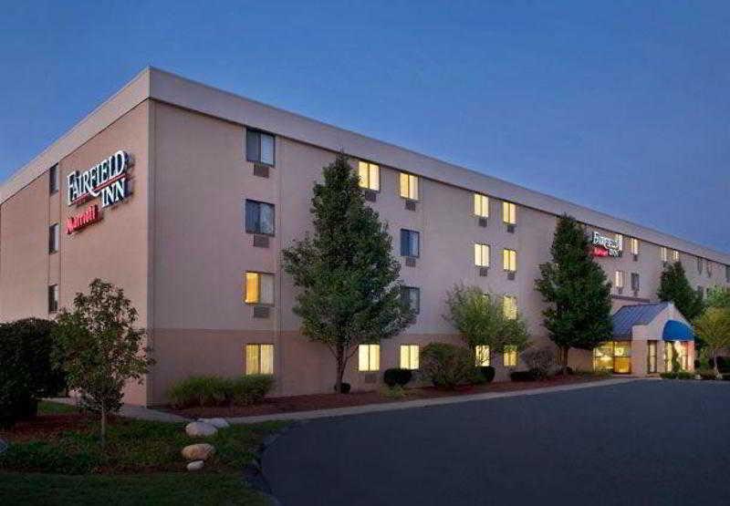 Fairfield Inn Manchester - Boston Regional Airport Экстерьер фото